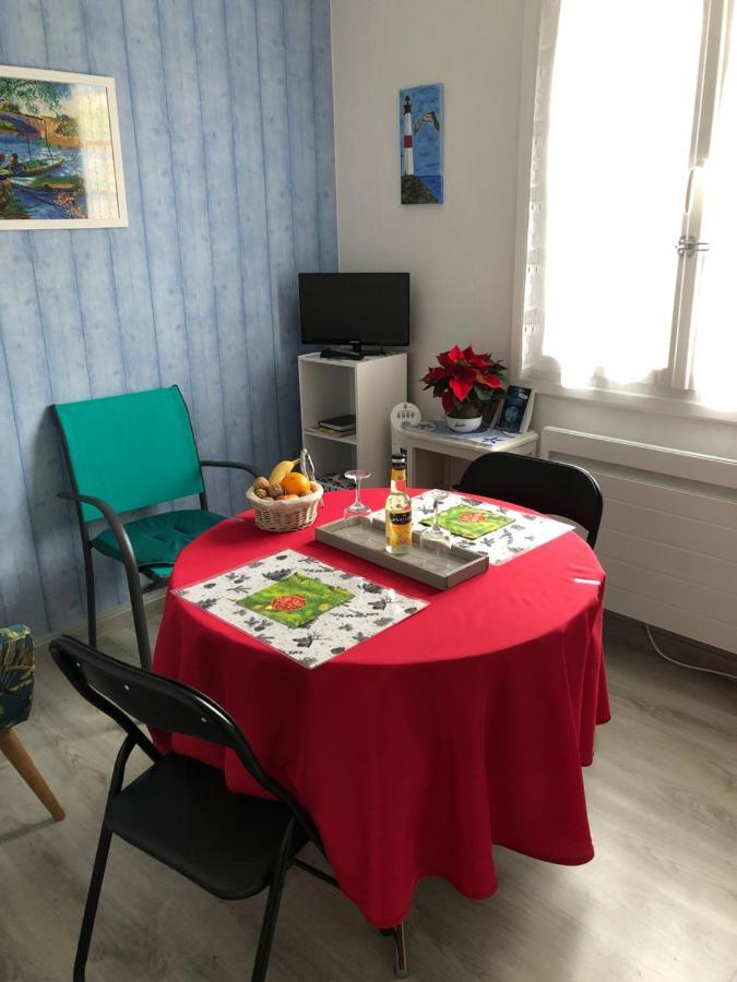 « Chez Annie » Bed & Breakfast Doué-la-Fontaine Eksteriør bilde