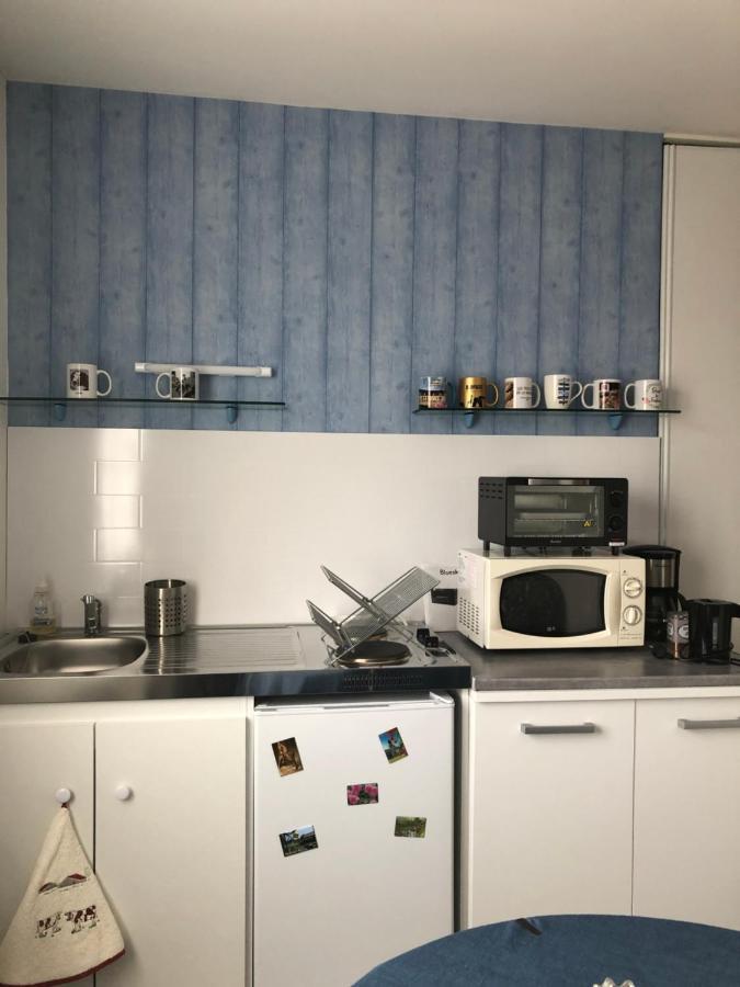 « Chez Annie » Bed & Breakfast Doué-la-Fontaine Eksteriør bilde